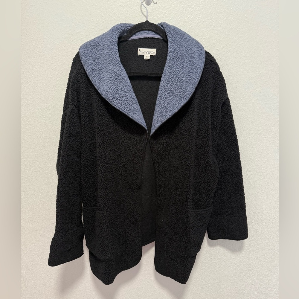 Koolaburra Black and Blue Teddy Jacket Size Large